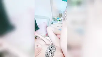 极品颜值良心女主播，无套啪啪操白虎，露脸口交，擦点酸奶当润滑液开干