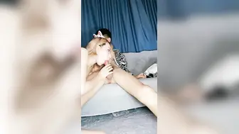 一头金发好看御姐【下篇】难得干净粉嫩美穴！这逼操起来舒服，菊花骚穴轮番操，骑乘位假屌双洞齐干