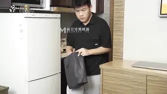 【麻豆传媒】妩媚女神-欧尼【人妻肉便器-欧妮】让你的老婆成为我的母狗，高清720P原版首发【MSD-048】