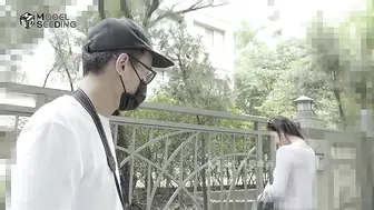 【麻豆传媒】轻熟女神-苏娅【人妻红杏出墙】被陌生男人搭讪通奸，高清720P原版首发【MSD-070】