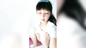 极品02年可爱萌妹【大学宿舍】下海捞金【上篇】花季颜值大开M腿，速插敏感嫩鲍淫汁不断溅出，媚态尽露，少女极致享受表情太上头了