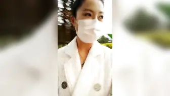 极品美乳风骚小少妇【为人湿表-上篇】出轨寻刺激户外商场露出，勾搭眼镜屌丝回酒店无套啪啪内射，高清源码无水印
