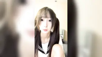 【0咕噜0】极品女神，360度无死角，肤白貌美，土豪的专属玩物，今夜双马尾，特写鲍鱼小洞洞，礼物赚爽了