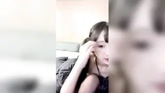 【0咕噜0】极品小仙女，三点尽露，嘟嘴卖萌，乖巧甜美，JK短裙下黑丝诱惑，蜂腰翘臀大长腿，人间尤物不可错过