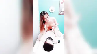 【权少很骚呢】22岁人气小姐姐回归，身姿曼妙玲珑有致，甜美爱笑好多回头客，没被干爽嘟嘴抱怨