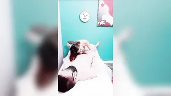 【权少很骚呢】22岁人气小姐姐回归，身姿曼妙玲珑有致，甜美爱笑好多回头客，没被干爽嘟嘴抱怨