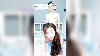 黑丝情趣装骚表姐【Park4】勾引老弟激情啪啪，全程露脸深喉大鸡巴主动上位抽插奶子乱晃，被小哥后入爆草浪荡呻吟不止