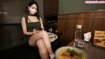 酒吧拜金女一听到男人有钱，马上倒贴，没想到一切都是骗局～