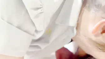 粉嫩名器白虎暑假去麦当劳兼职的小学妹，操她都不舍得用力！