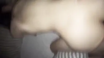 情侣泄密！漂亮女友在家吃鸡无套啪啪