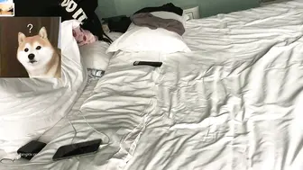 土豪肥猪哥酒店约炮刚认识的大二学妹 穿上JK群让妹纸吹鸡巴 死活硬不了最后只能用手帮妹子解决了 一脸的不满意
