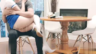 淫荡空姐等不及脱衣服就开始服务她的VIP客人 loliiiiipop99 下面有根棒棒糖 OnlyFans