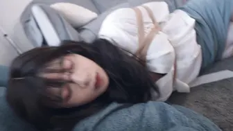 【丝米】《沦为狗奴的小叶》OL娇美男娘小叶，取外卖却遭遇入室捂晕！吊绑、马具口球羞辱！口水不止…下面被反复寸止蹂躏，驷马无情折磨，要沦为狗奴了哦，小叶却满眼的期待……