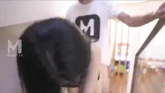 MD-0060 第二届实习男优 素人男优征选拍摄 女教师的诱惑 千鹤