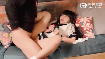天美传媒 TMW043 逃学少妇带回家 - 玖玖