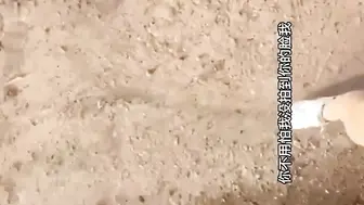 勾搭工地小伙子，小伙太激动没憋住内射了