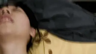 反差母狗 床上超淫荡被干还要看画面