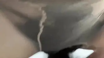 还是姐姐好～风韵犹存的熟女姐姐这个撸管的手法和口交你能坚持多久呢？！