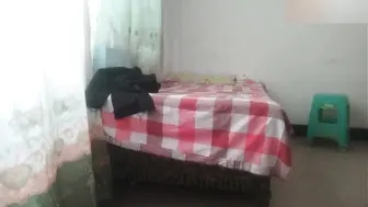 大神白天探店·白天营业的少妇不少精挑细选弄了一个极品熟女必须无套内射