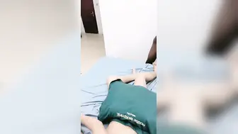 极品女神校花 学生被大黑鸡巴插入