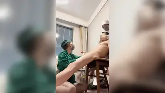高颜值护士给阳痿男治疗全过程，这个钢针也太牛掰了