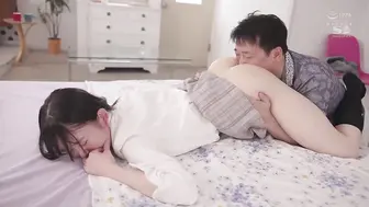SONE-043 [中文字幕] 小坂七香 - 172cm 9.5頭身苗條美少女，第一次竭盡全力的狂高潮3本番Special