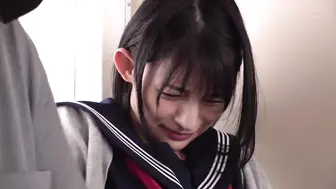 START-025 [中文字幕] 宮島めい - 無垢美少女某天因為痴漢而陷入公共場所做愛…被看到的緊張感讓她覺醒快感在網路上募集自己的對手。