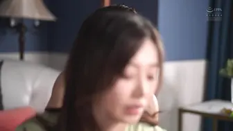 ADN-547 [中文字幕] 夏目彩春 - 幾年前跟老公離婚（有小孩） 一直都說不想再跟男人有關係的女主管跟我打炮之後慢慢成為不能沒有性愛的身體。