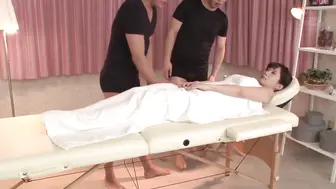 SNIS-674 [中文字幕] 小島みなみ - 忍尿忍到極限狀態下硬插入讓她大腿顫抖拚命壓抑最後還是在失去理智的一瞬間大量聖水流出 是個害羞敏感漏尿正妺